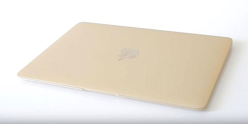 Apple MacBook (MLHE2LL/A) Laptop with Retina Display, Gold, 256 GB in the use