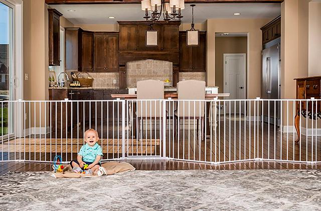 Best Freestanding and Retractable Baby Gates  