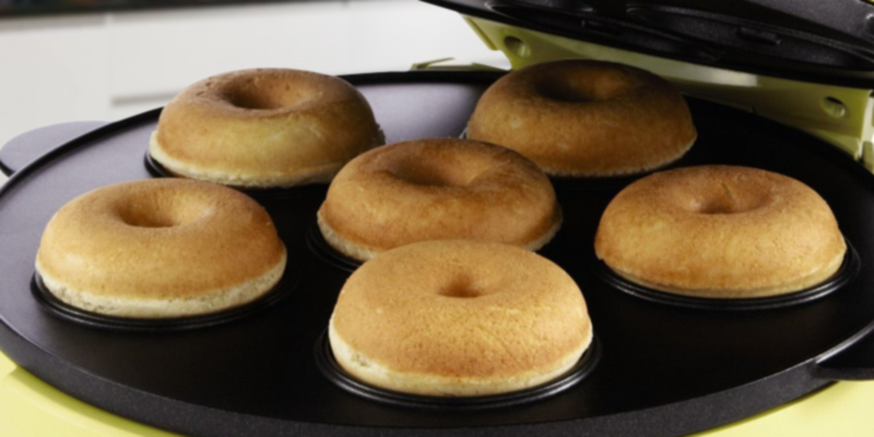 Sunbeam 2in1 Multi Plate Mini Donut in the use - Bestadvisor