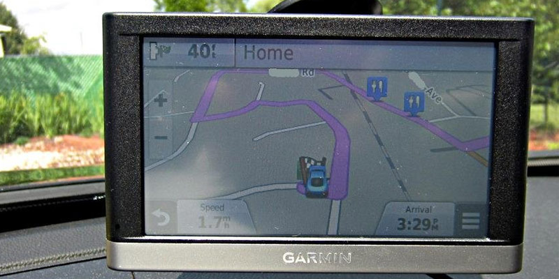 Review of Garmin nüvi 2597LMT Bluetooth Portable Vehicle GPS