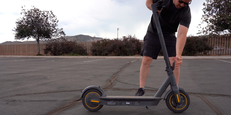 Review of Segway Ninebot MAX Electric Kick Scooter