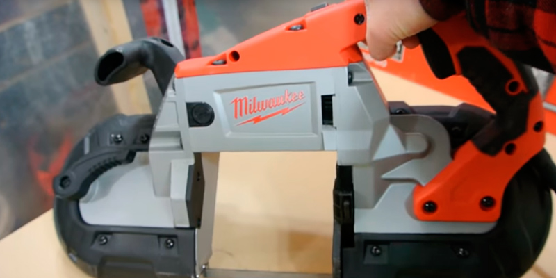 Review of Milwaukee 6232-21 Portable Deep Cut Band Saw