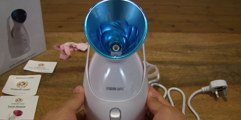 Pure Daily Care 3 in 1 Facial Steamer with Stainless Steel Skin Kit in the use - Bestadvisor