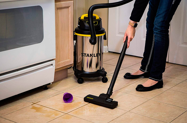 Comparison of Wet-Dry Vacuums to Remove Dirt and Liquid Spills