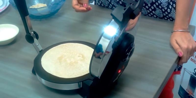 Chef Pro Electric 10-inch Tortilla and Flat Bread Maker in the use - Bestadvisor