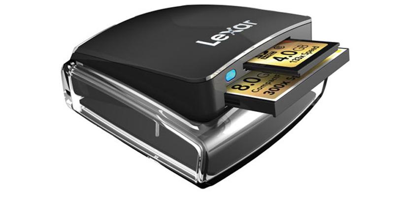 Lexar LRW400CRBNA Professional Dual-Slot Reader in the use - Bestadvisor