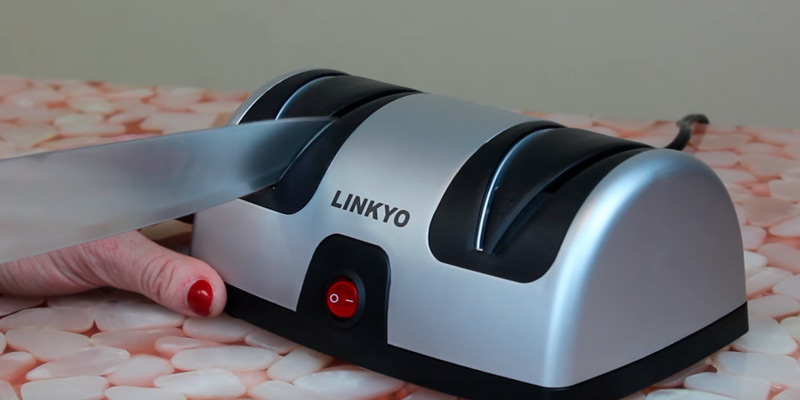 LINKYO LY-KE2SSA1 Electric Knife Sharpener in the use - Bestadvisor