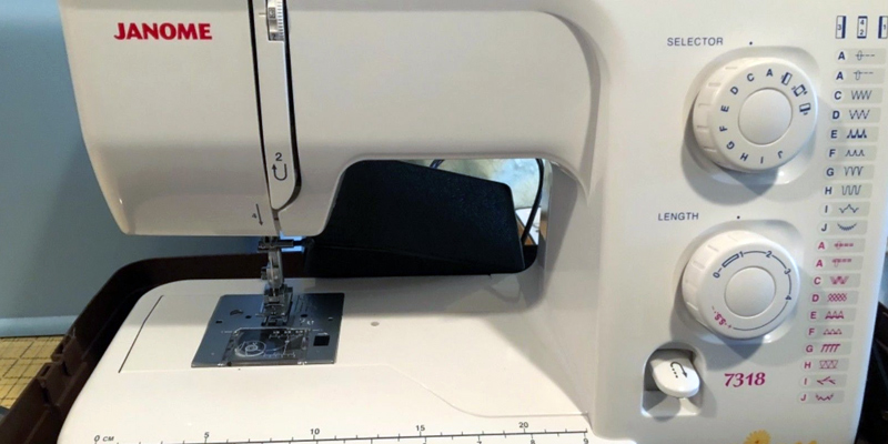 Review of Janome Magnolia 7318 Sewing Machine