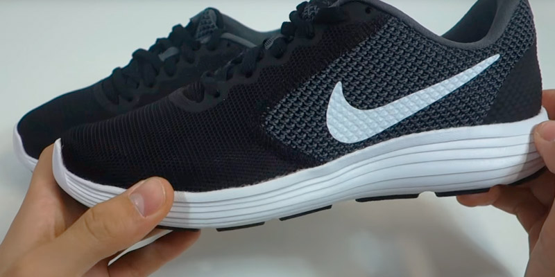 Review of Nike Revolution 3 Women's Running Shoe