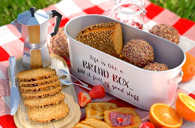Best Bread Boxes to Keep Your Bread Fresh  