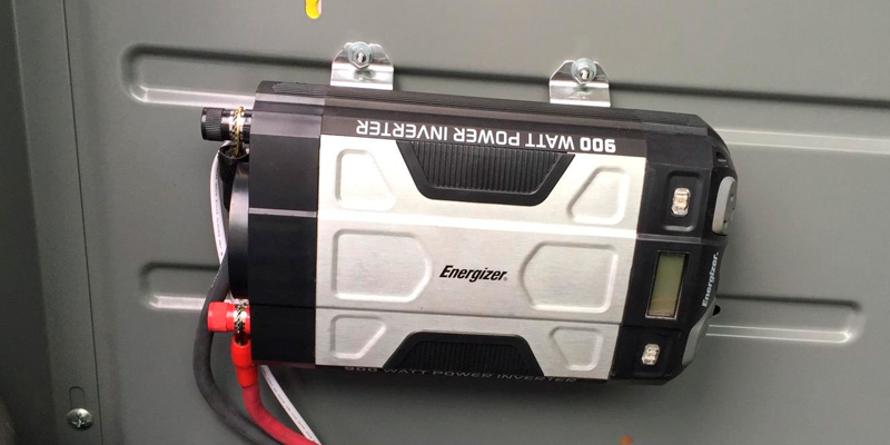 Detailed review of Energizer Power Inverter 12V DC to AC