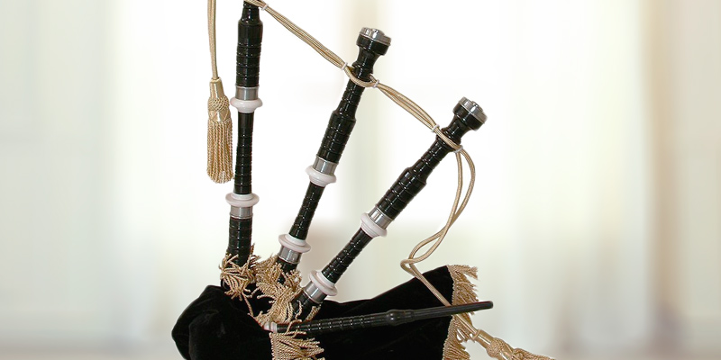 Review of Mid-East BBGDB Roosebeck Full Size Sheesham Black Finish Bagpipe
