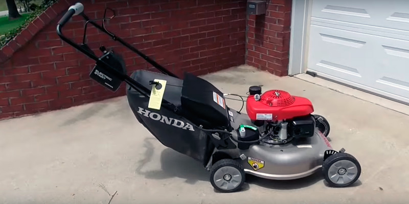 Review of Honda Self Propelled HRR216VLA Lawn Mower