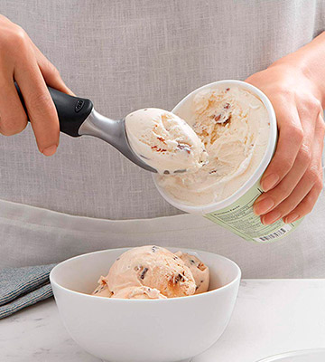 OXO Good Grips Solid Stainless Steel Ice Cream Scoop - Bestadvisor