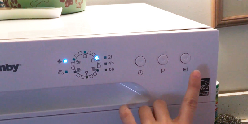 Danby DDW621WDB Countertop Dishwasher in the use - Bestadvisor