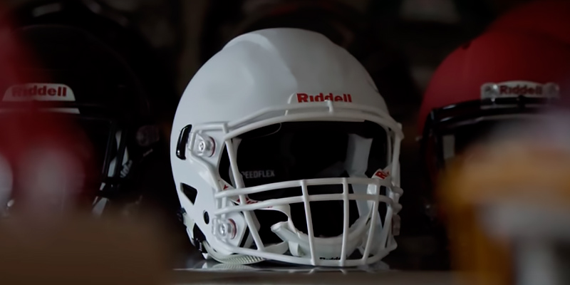 Detailed review of Riddell Youth Revo Edge Football Helmet - Bestadvisor