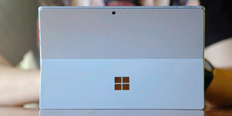 Microsoft Surface Pro 5 (Intel Core i5, 4GB RAM, 128GB) in the use - Bestadvisor