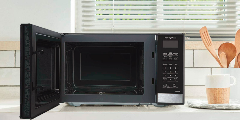Review of Panasonic NN-SB458S Compact Microwave Oven
