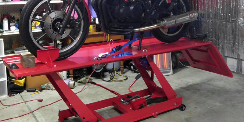 Review of Titan Ramps Motolift Motorcycle Lift Table Extra Long Heavy Duty