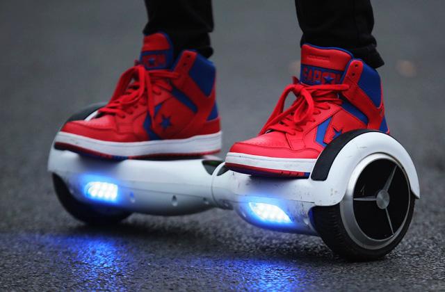 Best Hoverboards to Move With Trend  