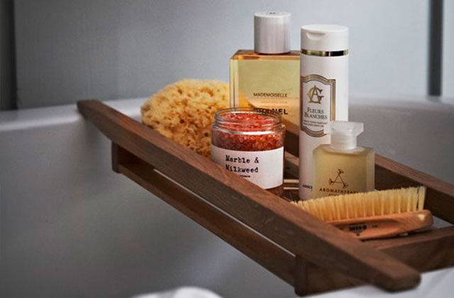 Best Bath Oils to Enjoy Relaxing and Rejuvenating Soaks  