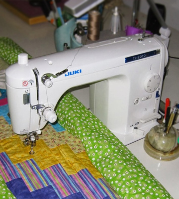 JUKI TL-2010Q Portable Sewing Machine - Bestadvisor