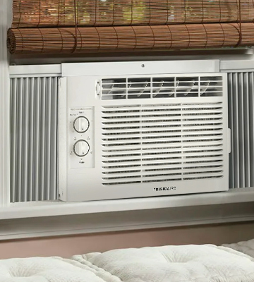 Frigidaire (FFRA051ZA1) Window Air Conditioner (5000 BTU) - Bestadvisor