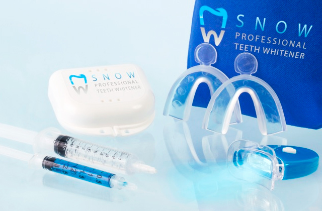 Comparison of Teeth Whitening Kits