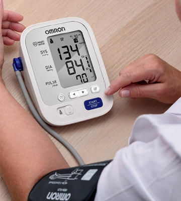 Omron BP742N 5 Series Upper Arm Blood Pressure Monitor with Cuff that fits Standard and Large Arms - Bestadvisor