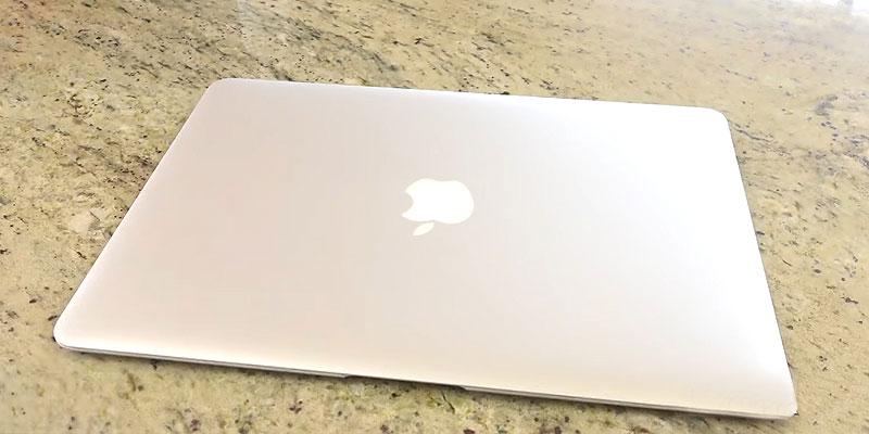 Review of Apple MacBook Air (MMGF2LL/A)