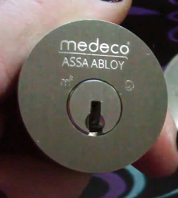 Medeco 11R503-19-1 Single Cylinder Deadbolt - Bestadvisor