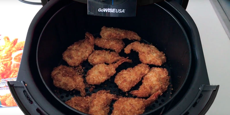 GoWISE USA GW22638 Programmable Air Fryer in the use - Bestadvisor