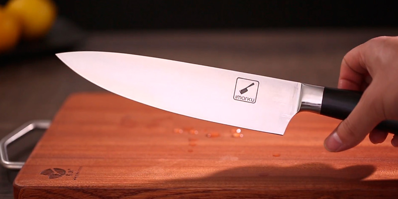 Imarku Professional 8-Inch Chef's Knife in the use - Bestadvisor