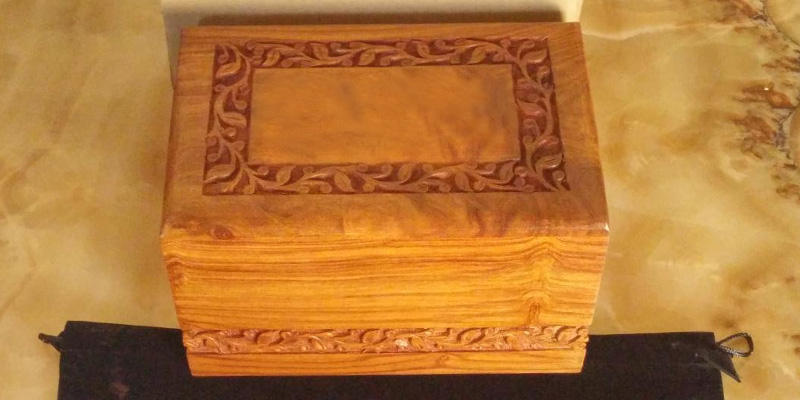Review of Bogati Hand Carved Rosewood Cremation Urn