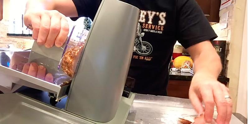 ARKSEN Electric Deli Meat Slicer in the use - Bestadvisor