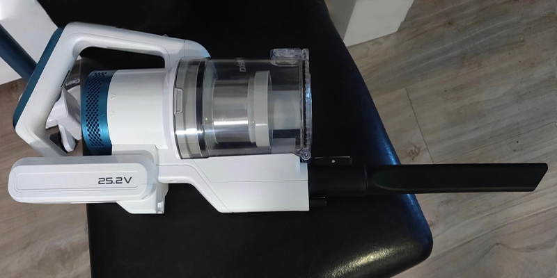 EUREKA NEC180 RapidClean Pro Lightweight Cordless Vacuum Cleaner in the use - Bestadvisor