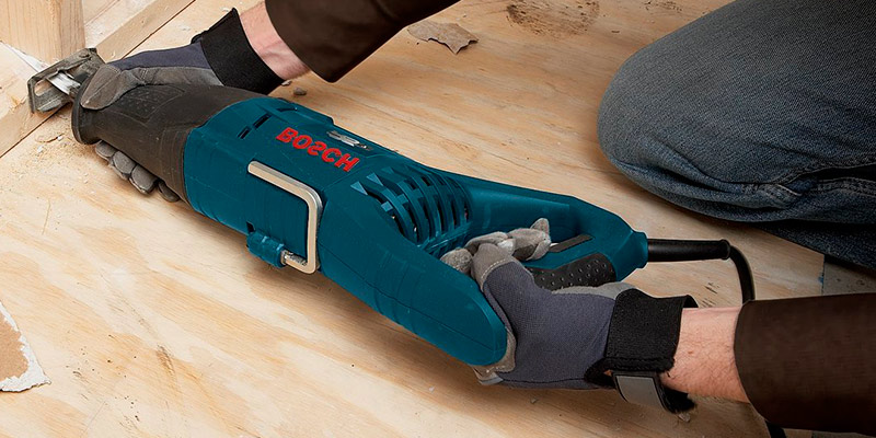 Bosch RS7 1/8-Inch 11 Amp Reciprocating Saw in the use - Bestadvisor