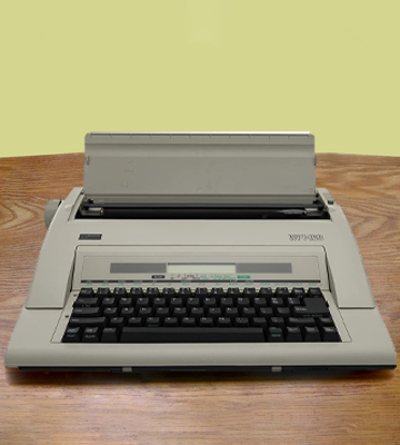 Nakajima WPT-160 Electronic Portable Typewriter with Display - Bestadvisor