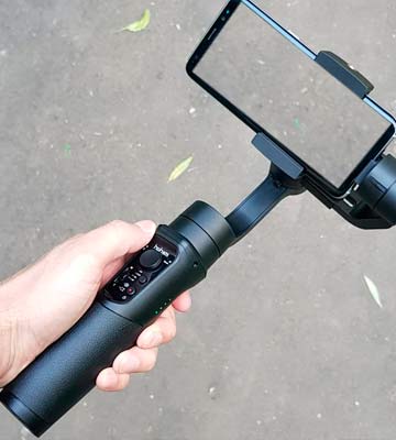 Review of Hohem iSteady Mobile+ 3-Axis Handheld Gimbal Stabilizer