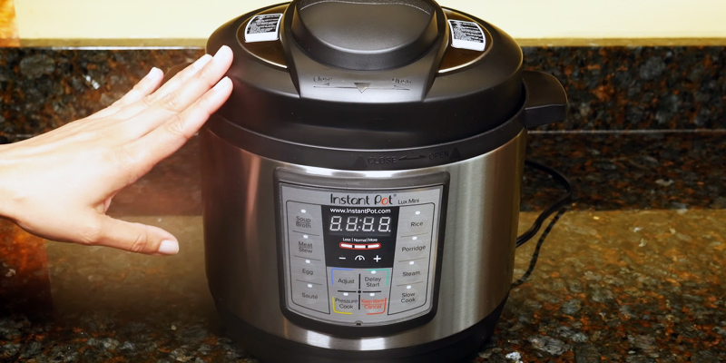 Review of Instant Pot LUX-MINI 3 Qt 6-in-1 Multi- Use Programmable Pressure Cooker