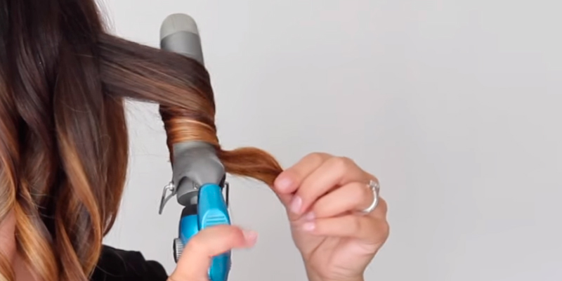 Review of Babyliss Pro BABNT125S Nano Titanium Spring Curling Iron