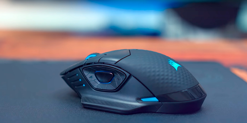 Review of Corsair Dark Core RGB Wireless Gaming Mouse