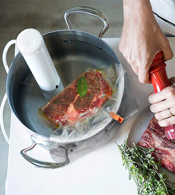 Review of ChefSteps 4186JW120B Joule Sous Vide Machine