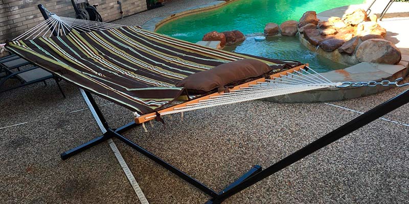 Review of Sunnydaze Decor Hammock With Stand