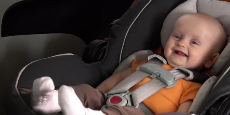 Review of Graco SnugRide Click Connect 35 Infant Car Seat