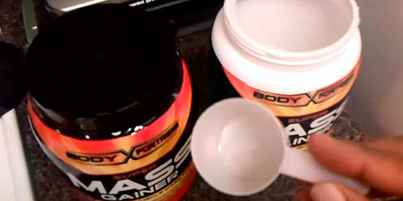 Body Fortress Super Mass Gainer in the use