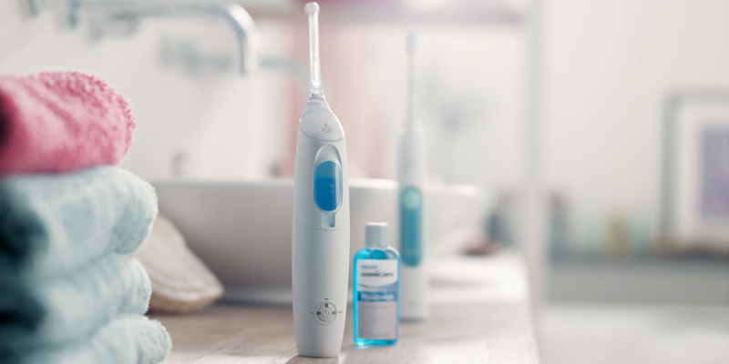 Review of Philips Sonicare HX8332/30RW Airfloss Ultra - Improved