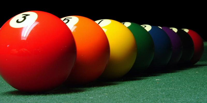 Review of Aramith Crown Standard Billiard/Pool 16-Ball Set
