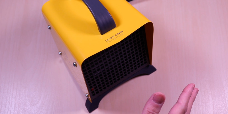 iSiLER Ceramic Space Heater Portable Indoor Heater in the use