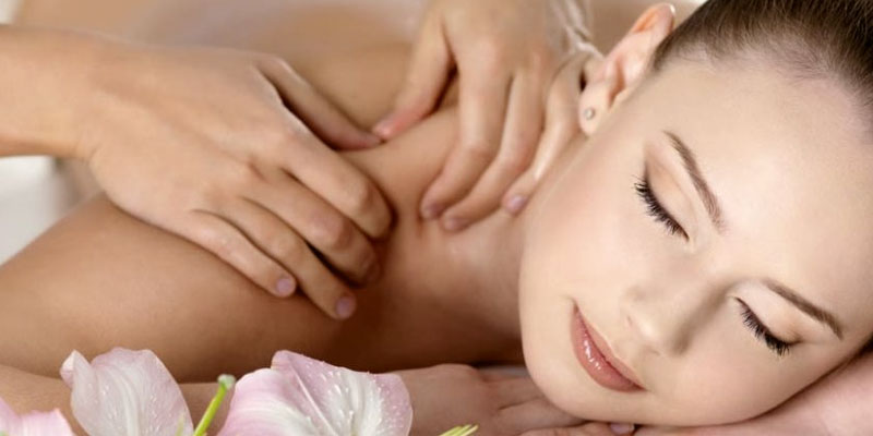 Detailed review of Honeydew Therapeutic Massage Oil - Bestadvisor